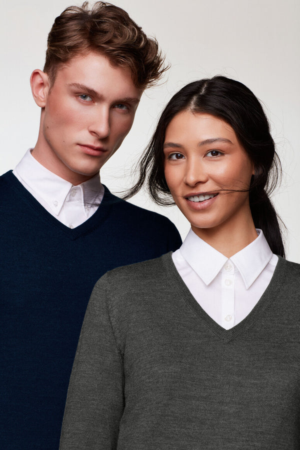 HAKRO MEN'S V-NECK PULLOVER MERINO WOOL (NO.144)